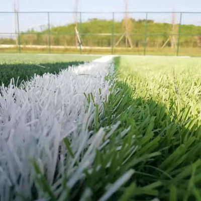 50mm ملعب كرة قدم عشب صناعيّ أخضر كرة قدم عشب