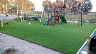 مريح العشب الاصطناعي الأخضر الناعم لرياض الأطفال