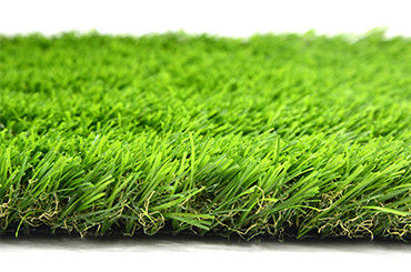 عشب صناعي طبيعي أخضر لمساحة لعب الأطفال بارتفاع 10-20 ملم